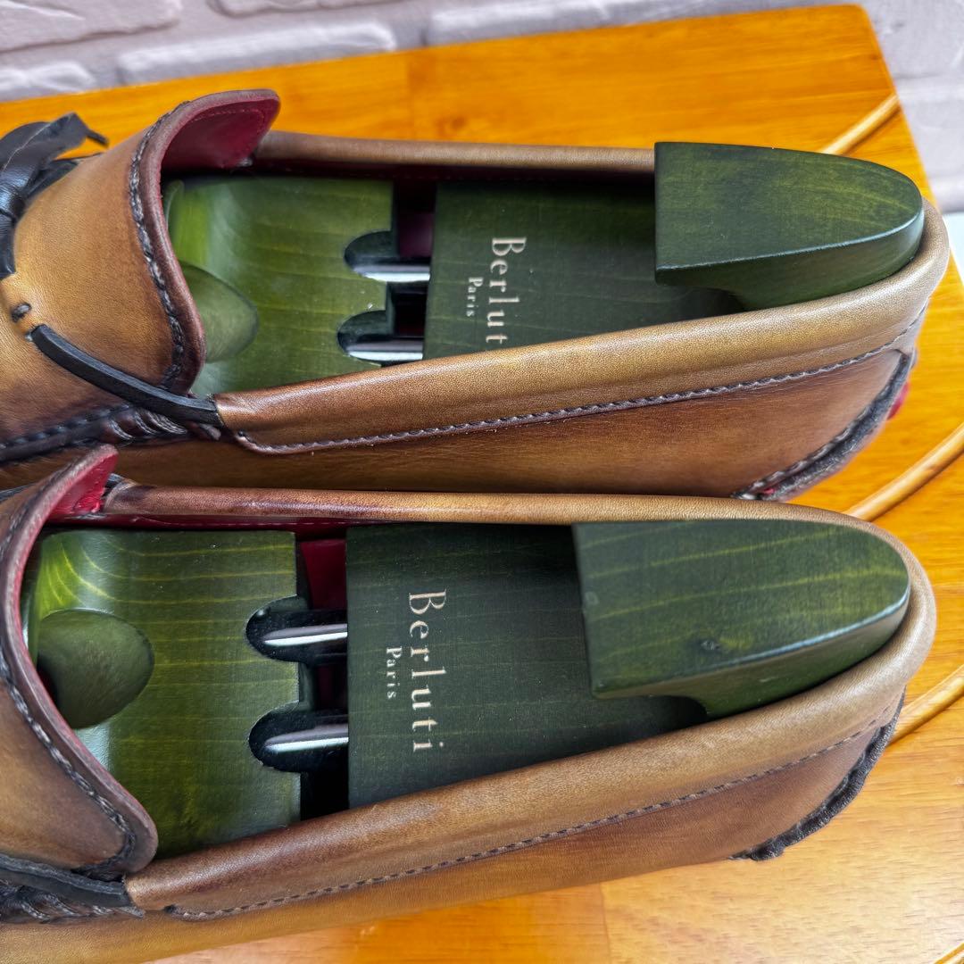 【美品】 ベルルッティ カリグラフィ スクリットレザー ドライビングシューズ