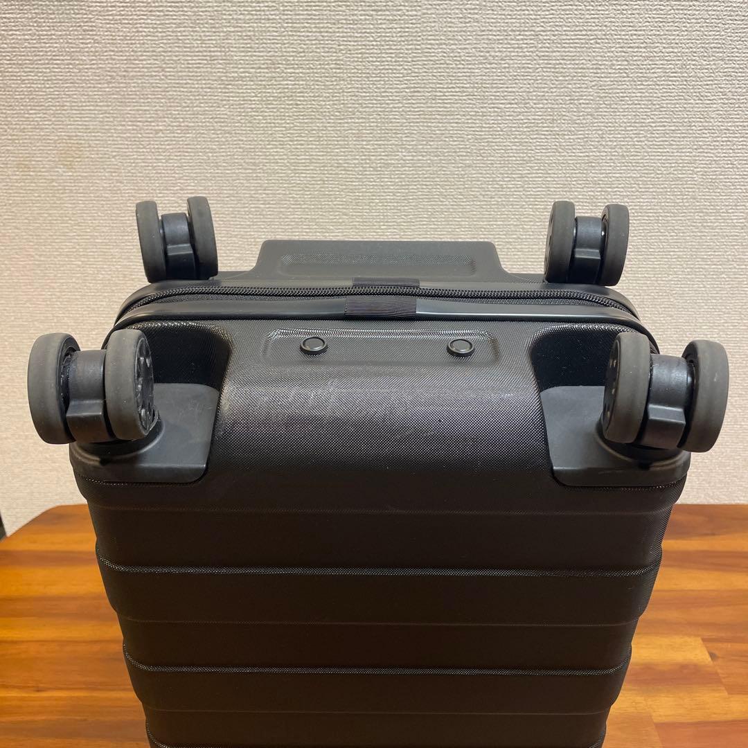 無印良品　キャリーケースＳTSAロック付き
