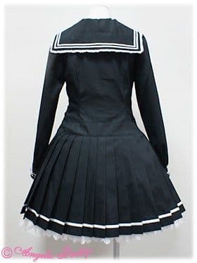 Angelic Pretty　セーラー襟の黒ワンピース
