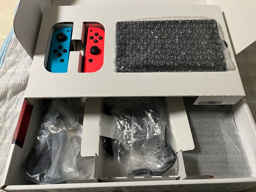 Nintendo Switch 本体 128gb microSDカード付き