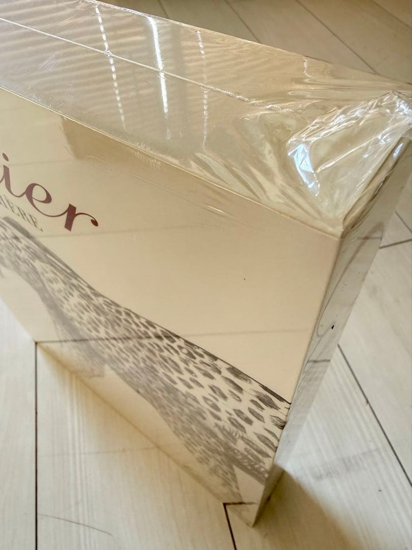 【新品美品】レア品❗️カルティエ パンテール ブック