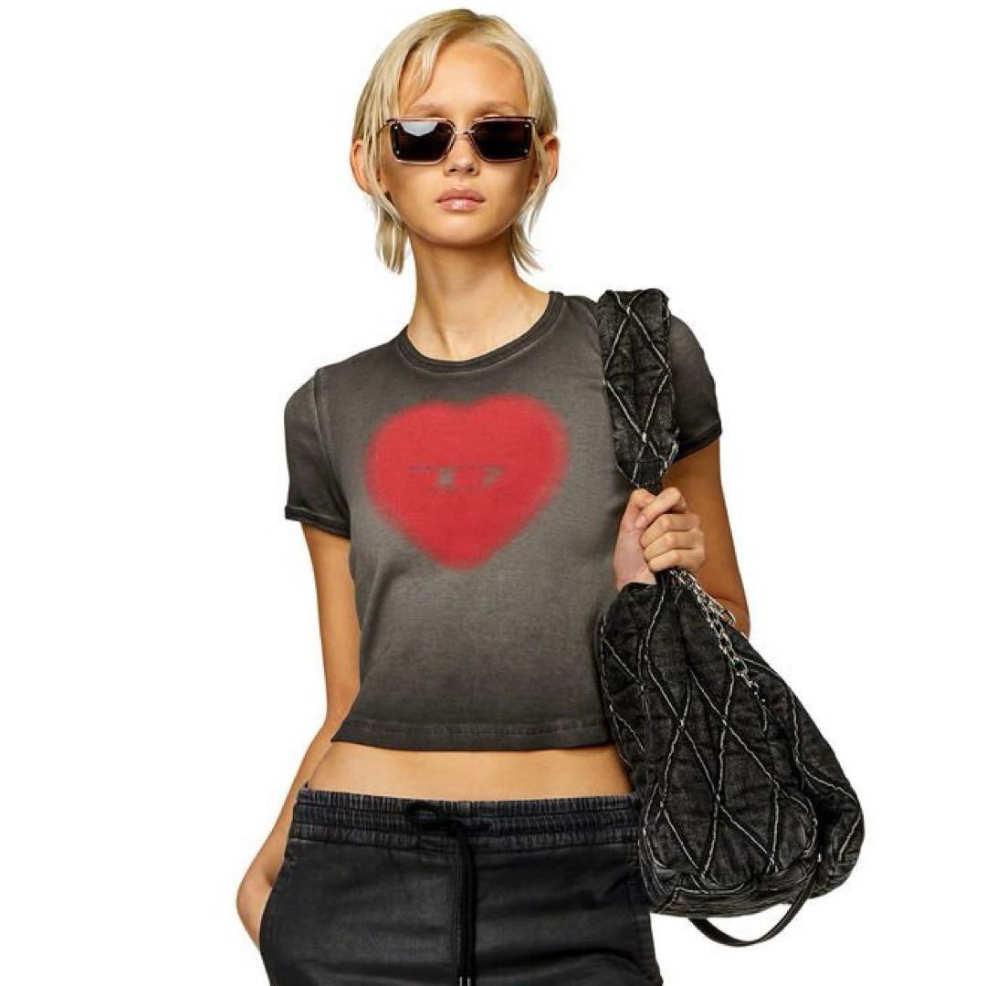 最安値【新品】ブラックDIESEL T-Ele ロゴTシャツ ハート S