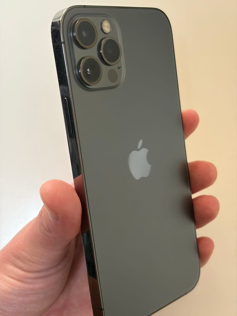 【はる❤️】iPhone 12 pro SIMフリー