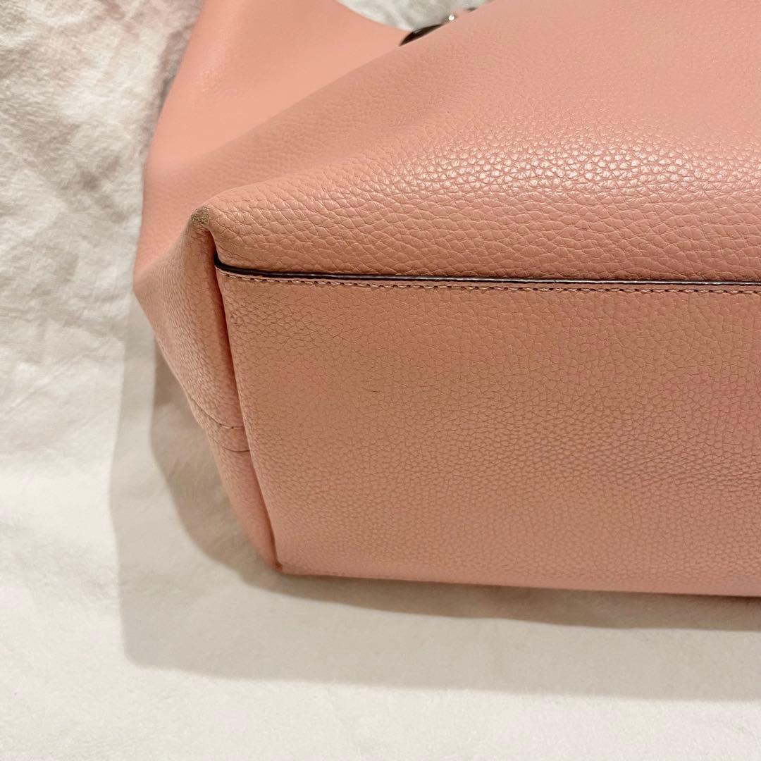 【美品】コーチ 北川景子 着用トートバッグ 本革 黒 A4収納可 大容量　ピンク