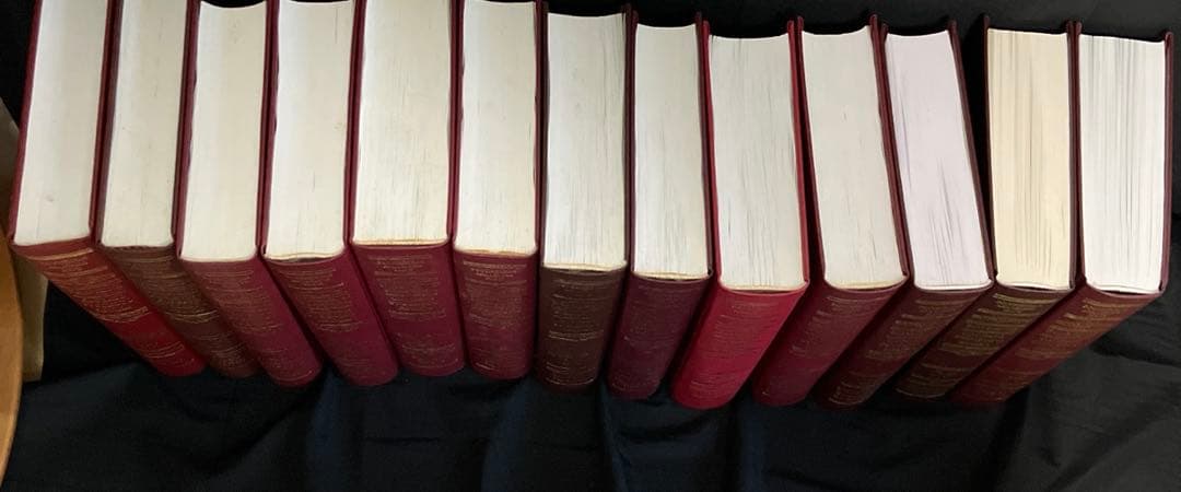 アカデミー版ロシア語大辞典　第1巻～第26巻（刊行継続中）