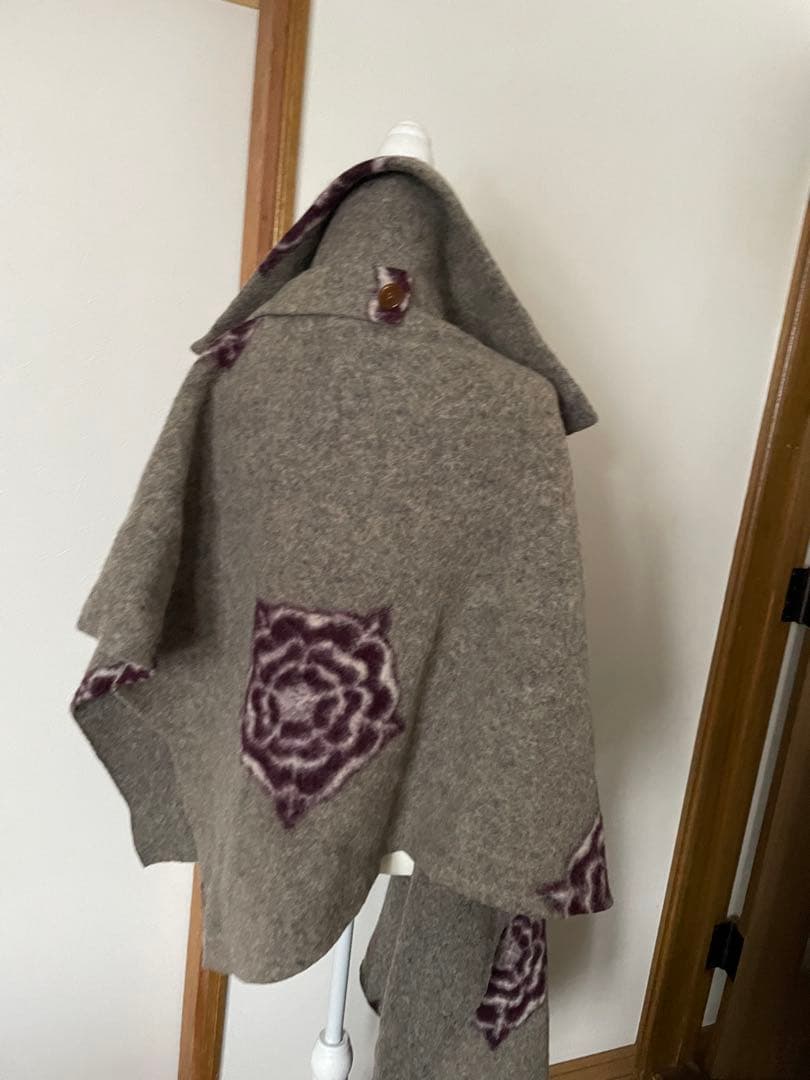 希少　Vivienne Westwood ビビアンウエストウッド　ケープ