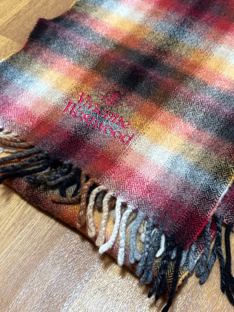 vivian westwood 赤チェック　マフラー