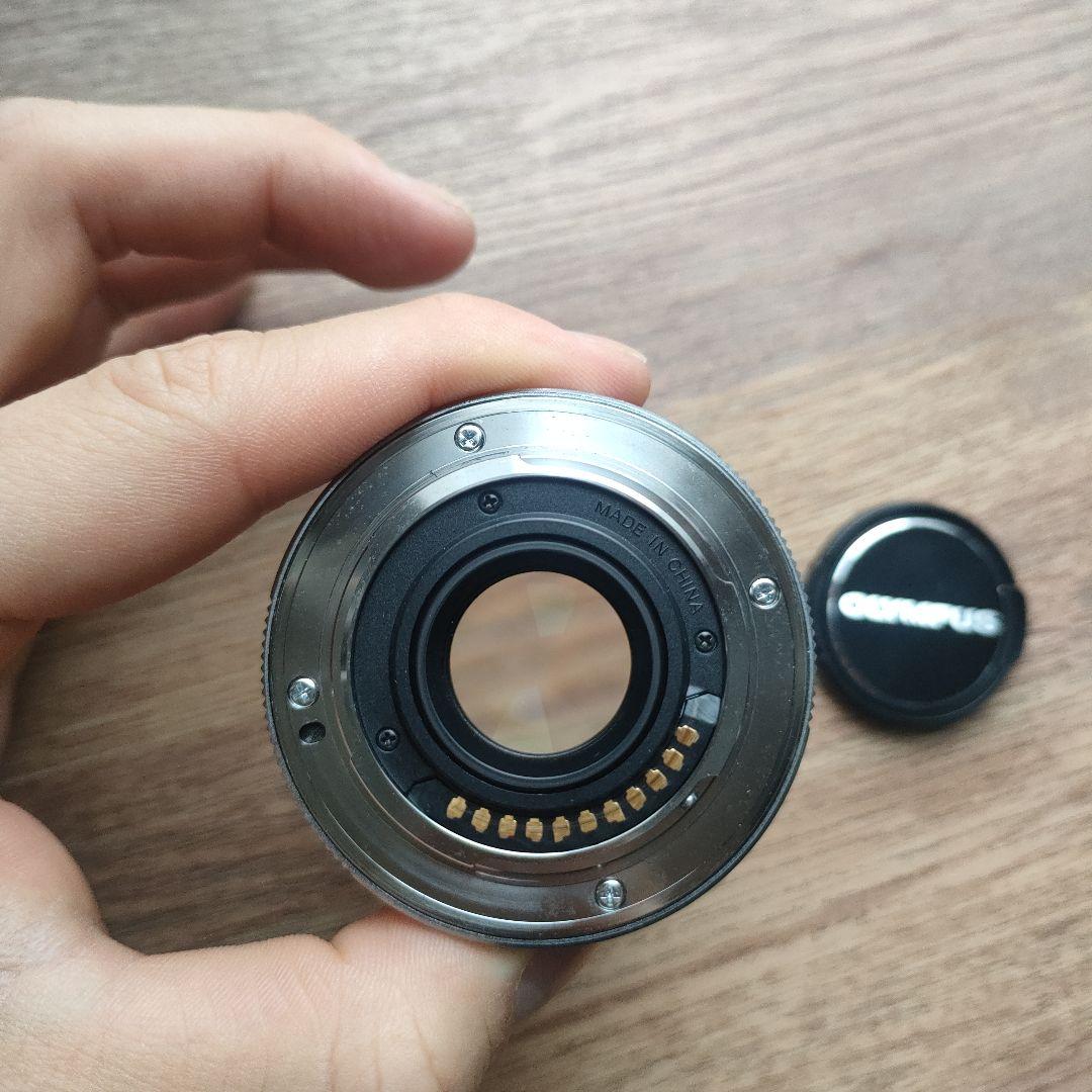 OLYMPUS 45mm f/1.8 単焦点レンズ