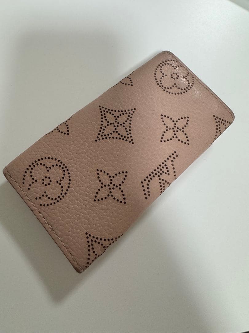 ＬＯＵＩＳ　ＶＵＩＴＴＯＮ　ルイヴィトン　ミュルティクレ4 キーケース