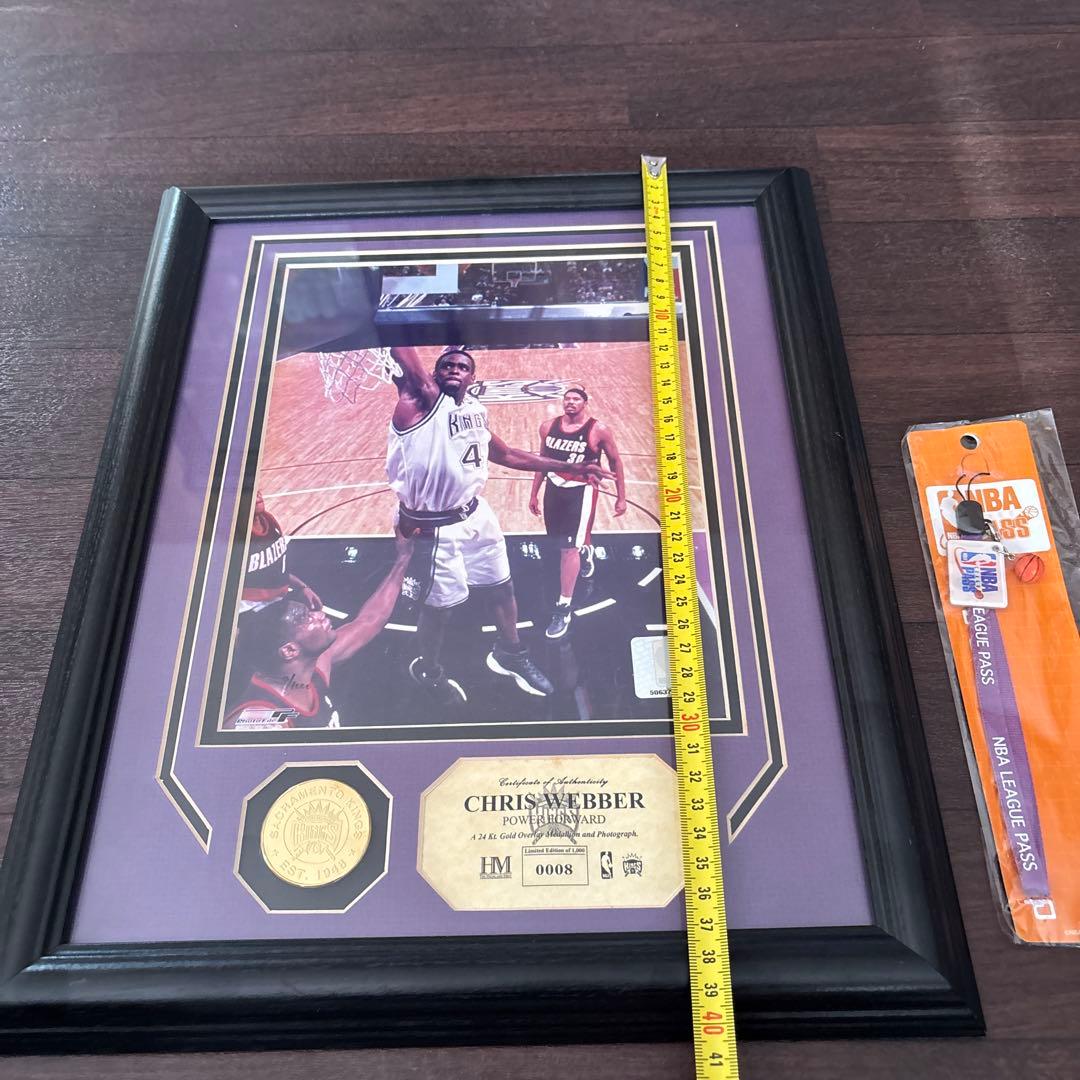 希少！！クリス・ウェバー サクラメント・キングス 額入り記念メダル入り