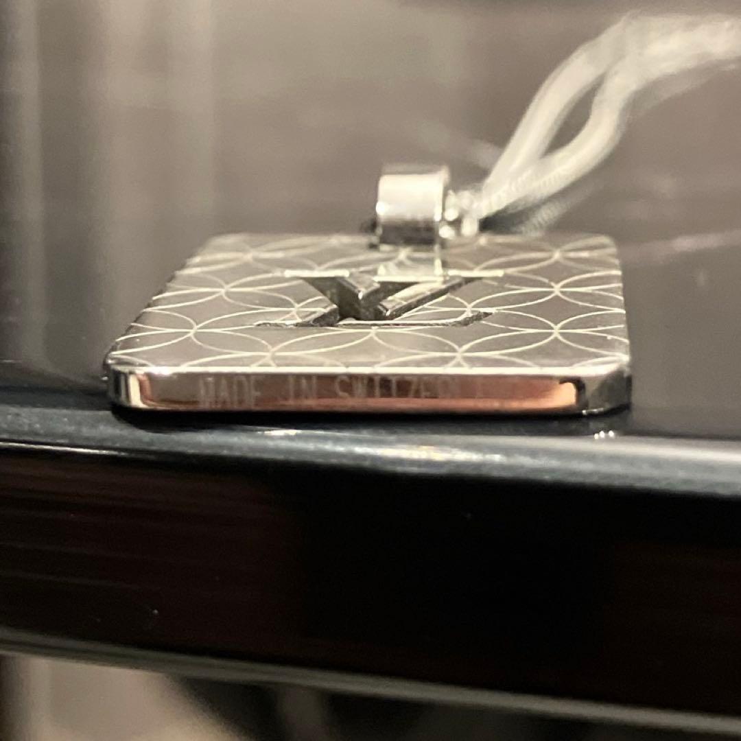 LOUIS VUITTON ルイヴィトン パンダンティフ シャンゼリゼ