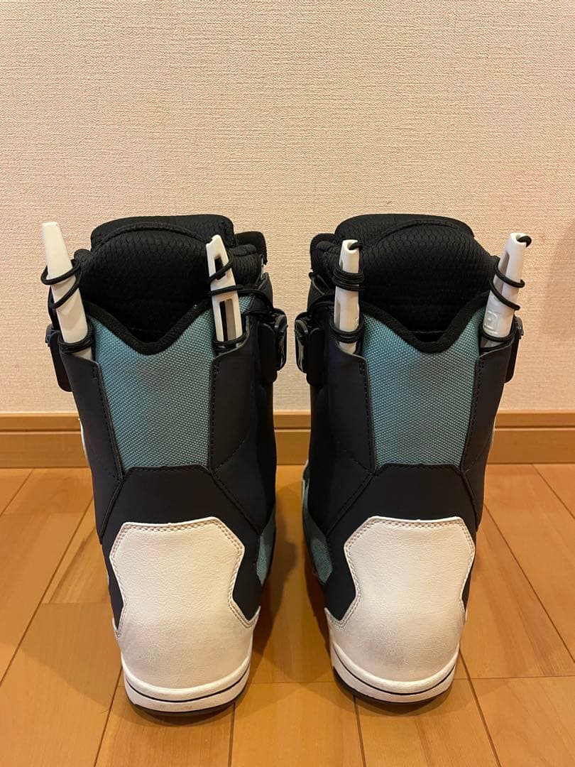 22-23 deeluxe スノーボードブーツ