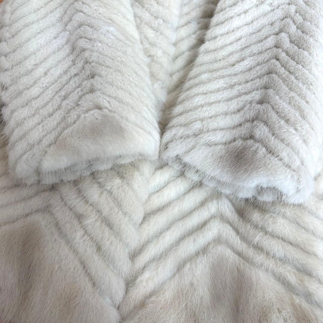 高級✨EMBA エンバ　ヴァイオレットミンク　毛皮ハーフコート　刺繍　11号