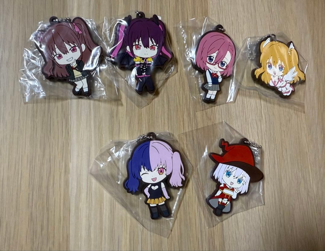 【匿名配送】全巻初版 特典多数 2.5次元の誘惑 1〜24巻セット