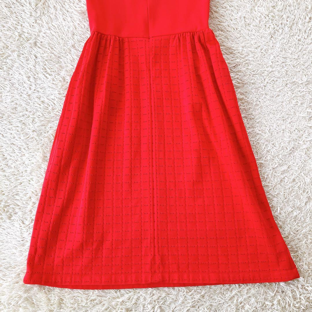 ルネ 2023 ノースリーブニットワンピース フレア パールロゴプレート 赤36