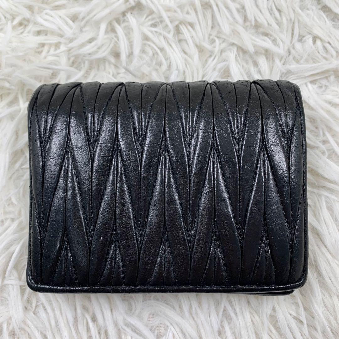 【✨美品✨】ミュウミュウ 二つ折り財布 マテラッセ パール ビジュー ブラック