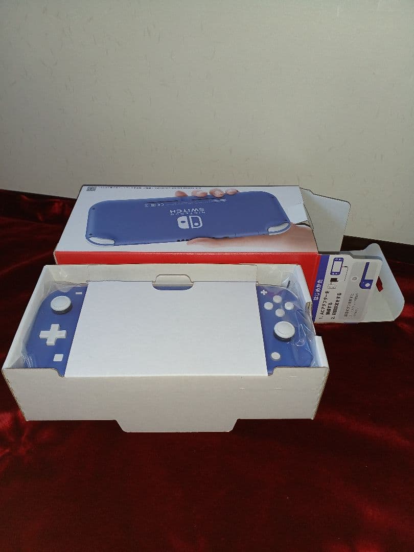 【新品未使用】Nintendo Switchライト ブルー １台