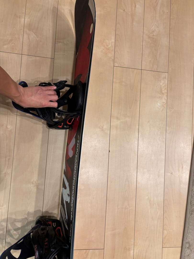 【送料込み】NOVEMBER ARTISTE 154cm バイン＋ボードケース付