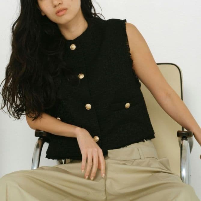 極美品 ガリャルダガランテ 洗える ツイード ショートベスト 金ボタン ブラック