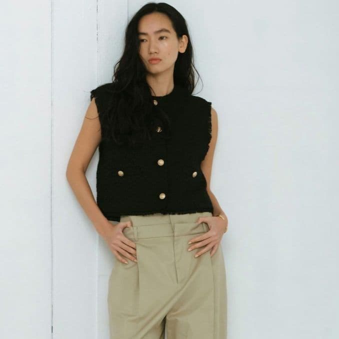 極美品 ガリャルダガランテ 洗える ツイード ショートベスト 金ボタン ブラック