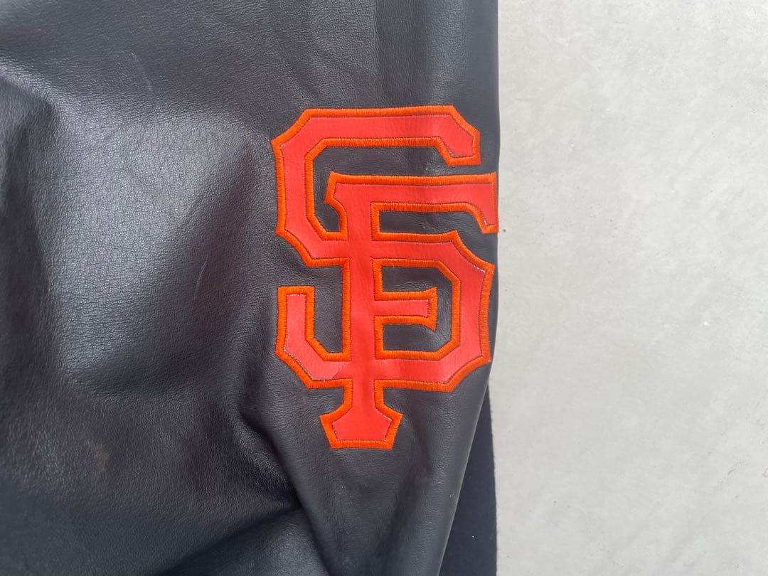 サンフランシスコ・ジャイアンツ ベースボールスタジャン MLB