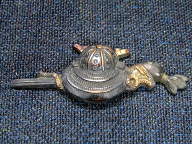 A★武具　刀装具　刀　目貫(兜)　縁/頭/　金象嵌　計4点★