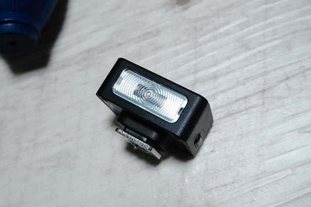 【新品級】TTArtisan 25mm f/2＆Lightやフードカバー等