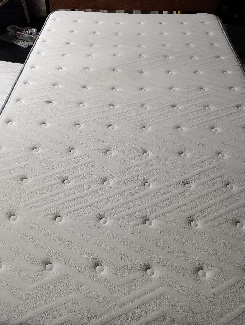 年末年始セール！ニトリ Nスリープ ハード H2-02 CR VH セミダブル