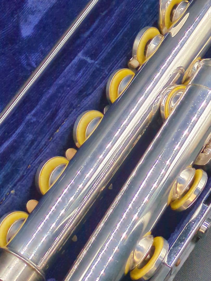 フルート　調整済　ヤマハ　YFL31（頭部管は銀製Ｅメカ銀メッキ仕様）