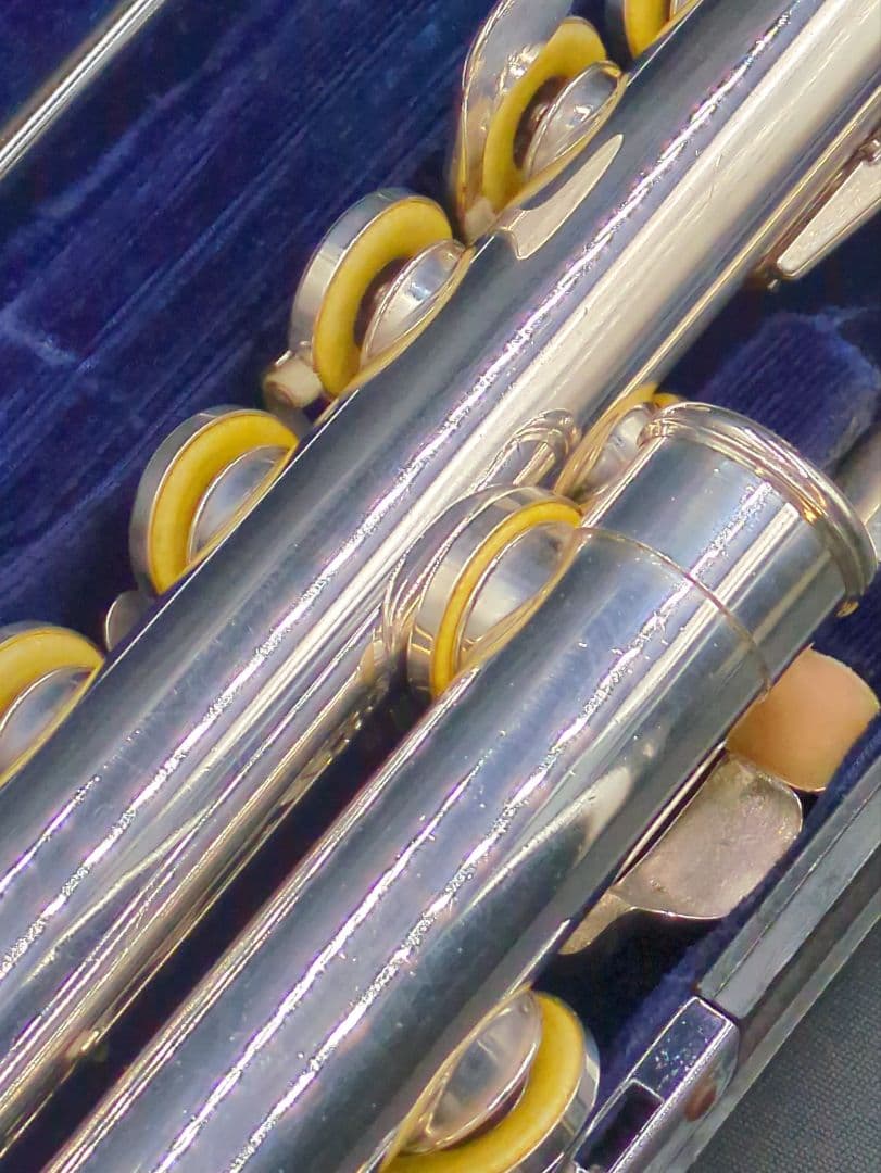 フルート　調整済　ヤマハ　YFL31（頭部管は銀製Ｅメカ銀メッキ仕様）