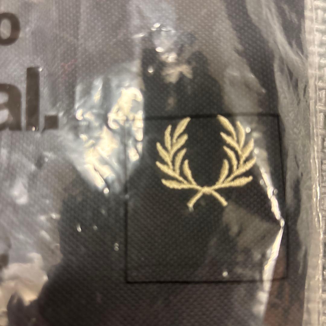 FRED PERRY ブラック ポロシャツ