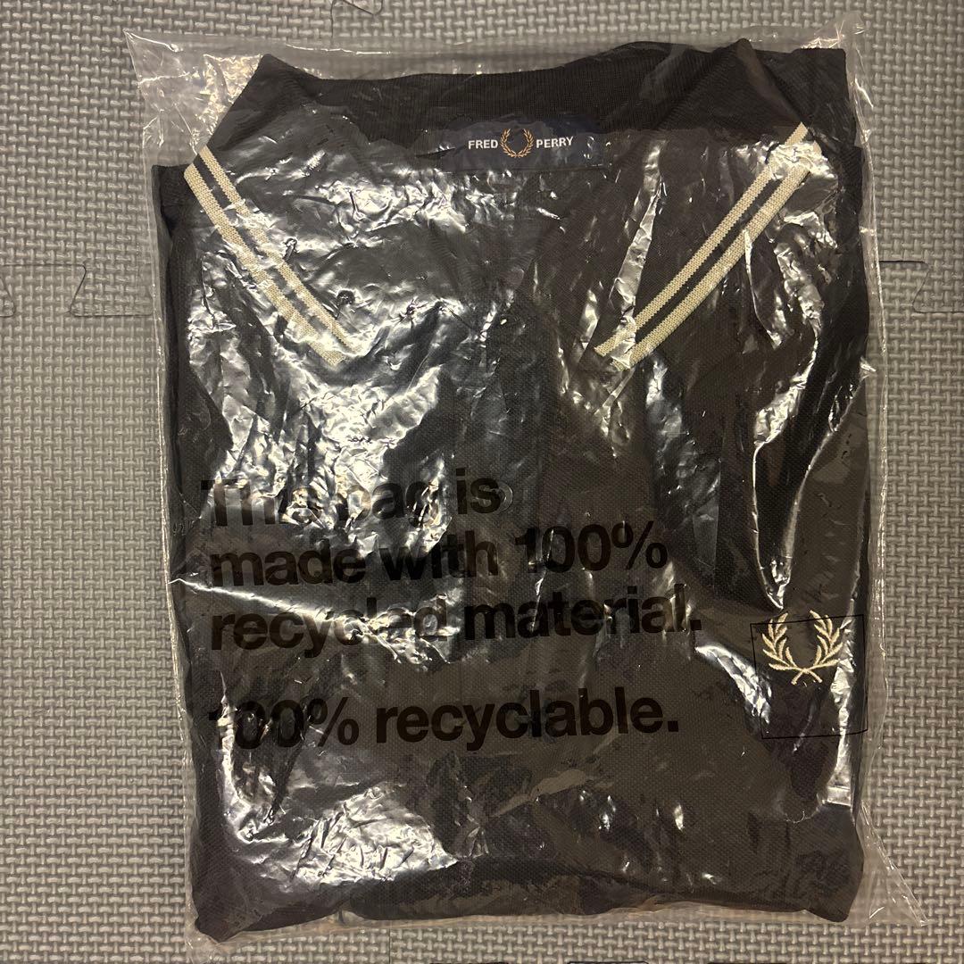 FRED PERRY ブラック ポロシャツ
