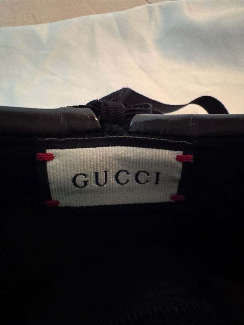 GUCCI グッチ ロゴ刺繍 黒 ベレー帽