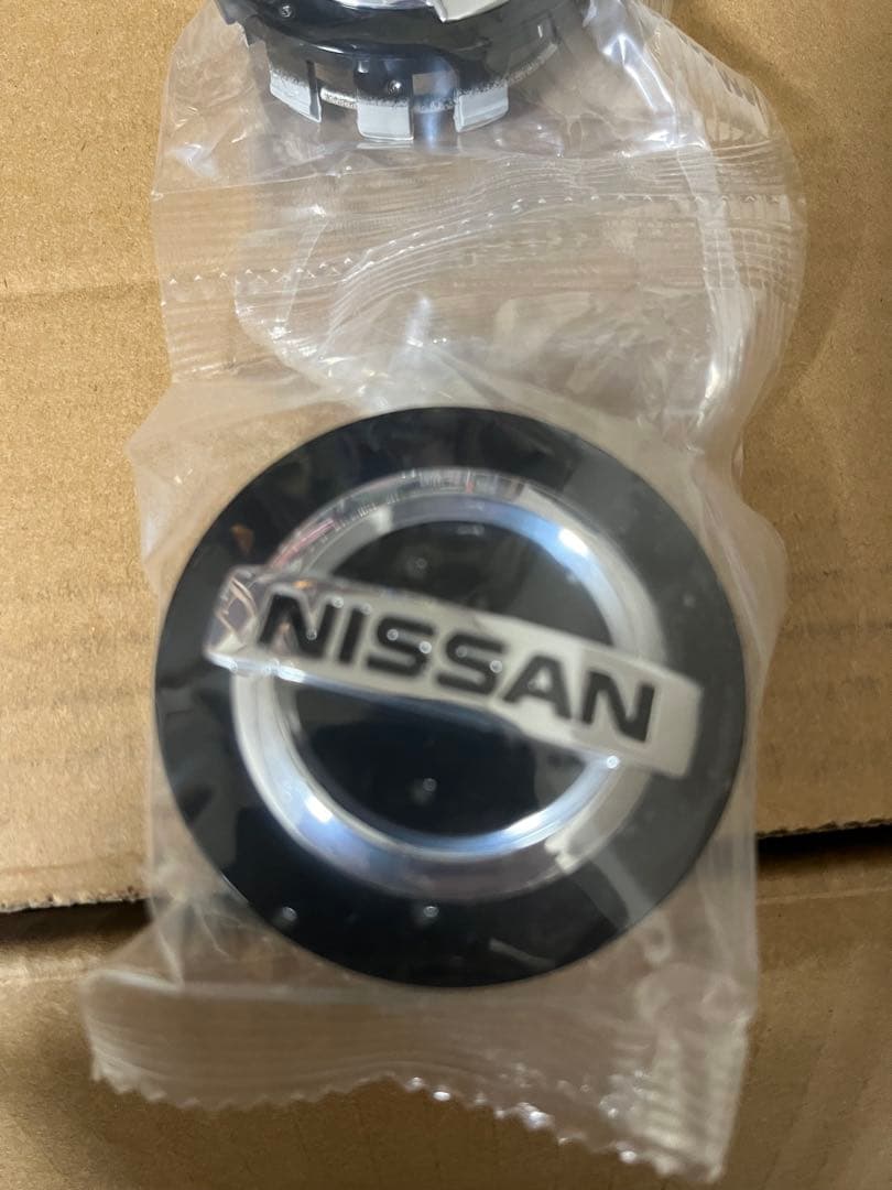 キックス　純正未使用ホイール