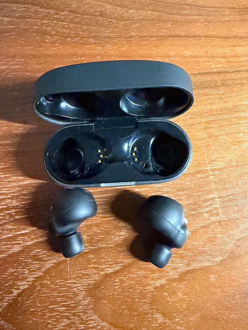 イヤホン WF-1000XM4