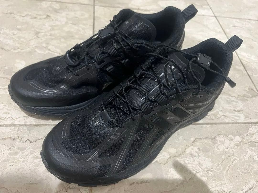 ニューバランス new balance 1906r ブラック　23.5cm