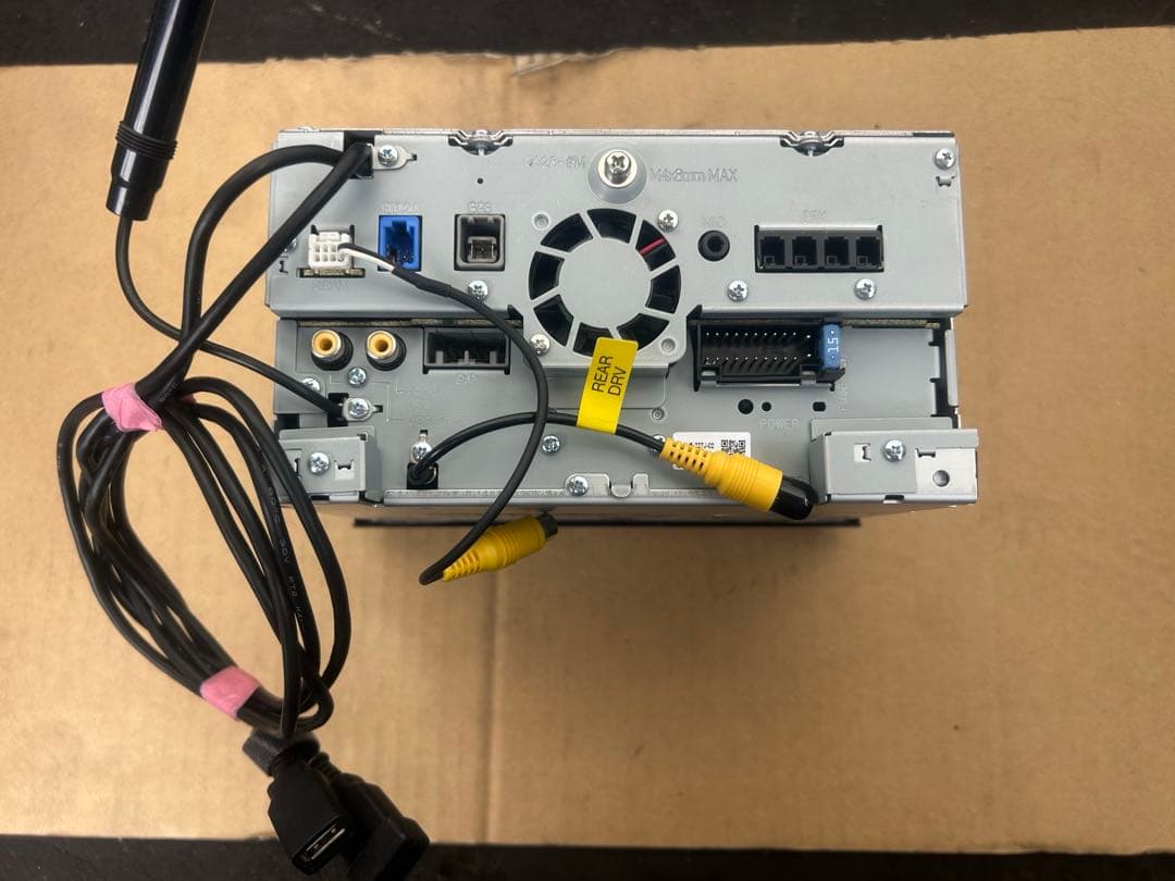 KENWOOD MDV-D706BTW 中古品