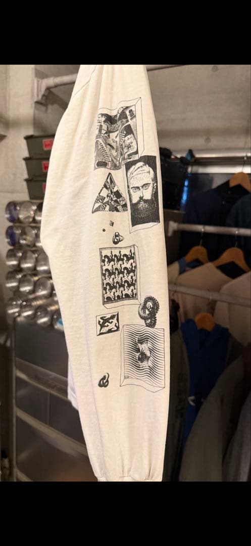 d*o様 MC ESCHER 90s ヴィンテージ 白×黒プリント　ロンT