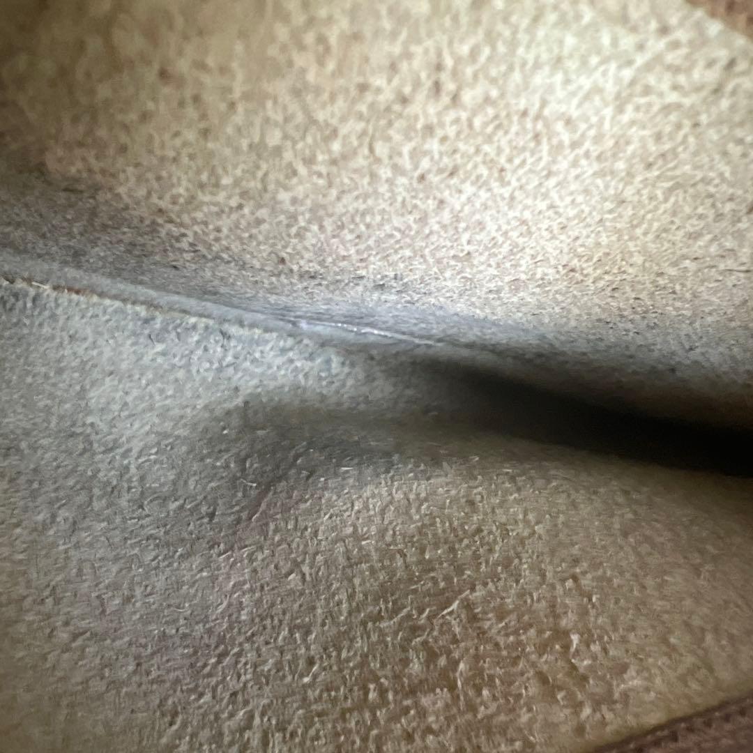 美品イルビゾンテ ウォレット 財布 限定カラーカリー オリーブ ドラ