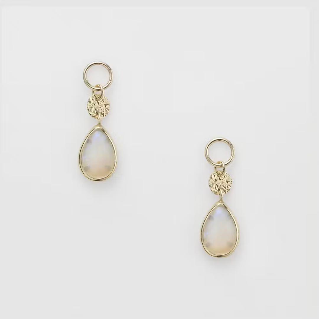 agete アガット　K10オパールピアスチャーム　イヤリングチャーム　箱付き