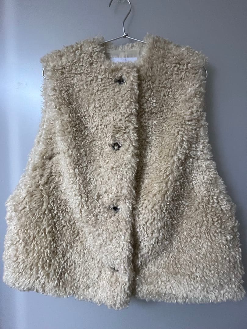 FRAMeWORK ファー風クリーム色ベスト