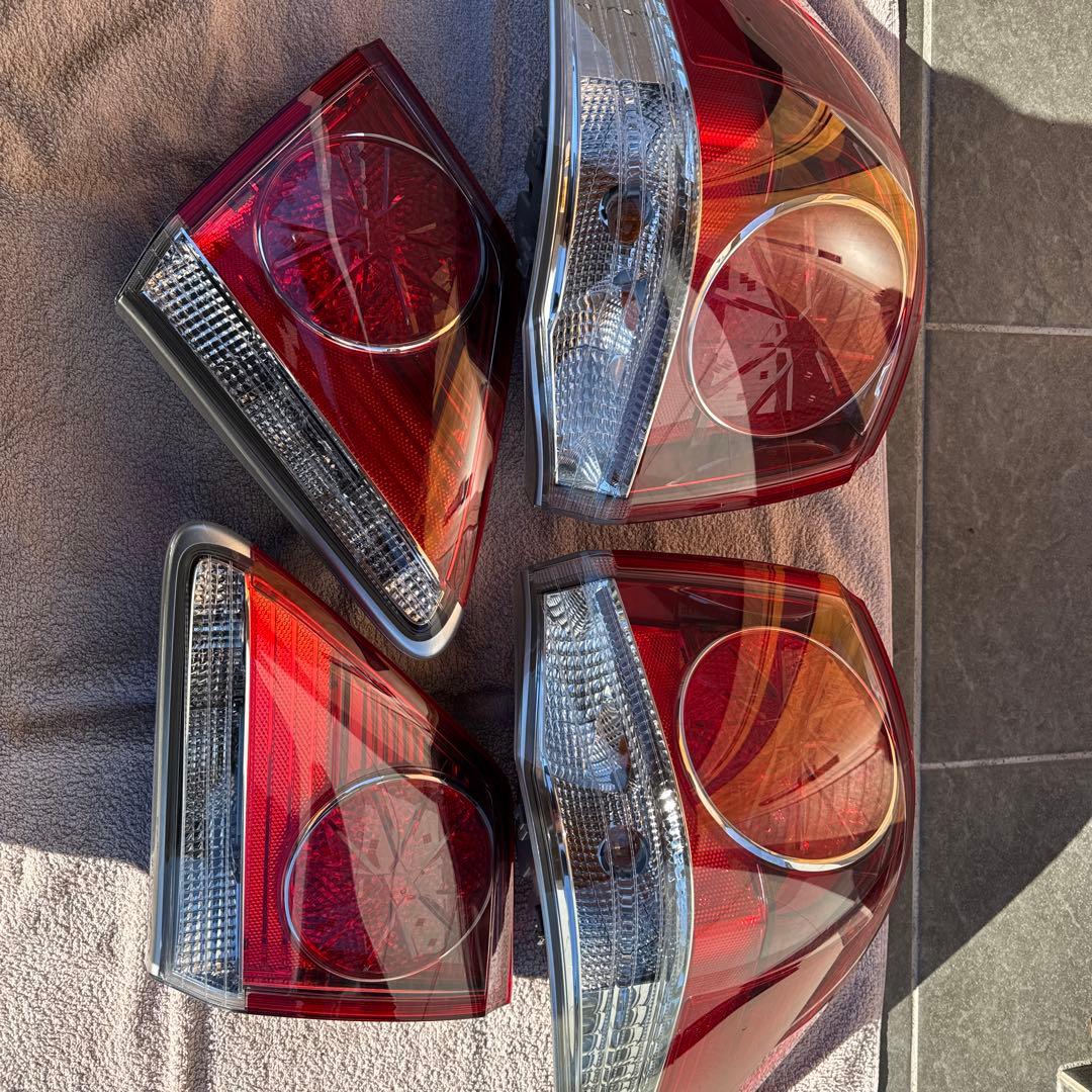 200系クラウン後期アニバーサリーEDテールライト