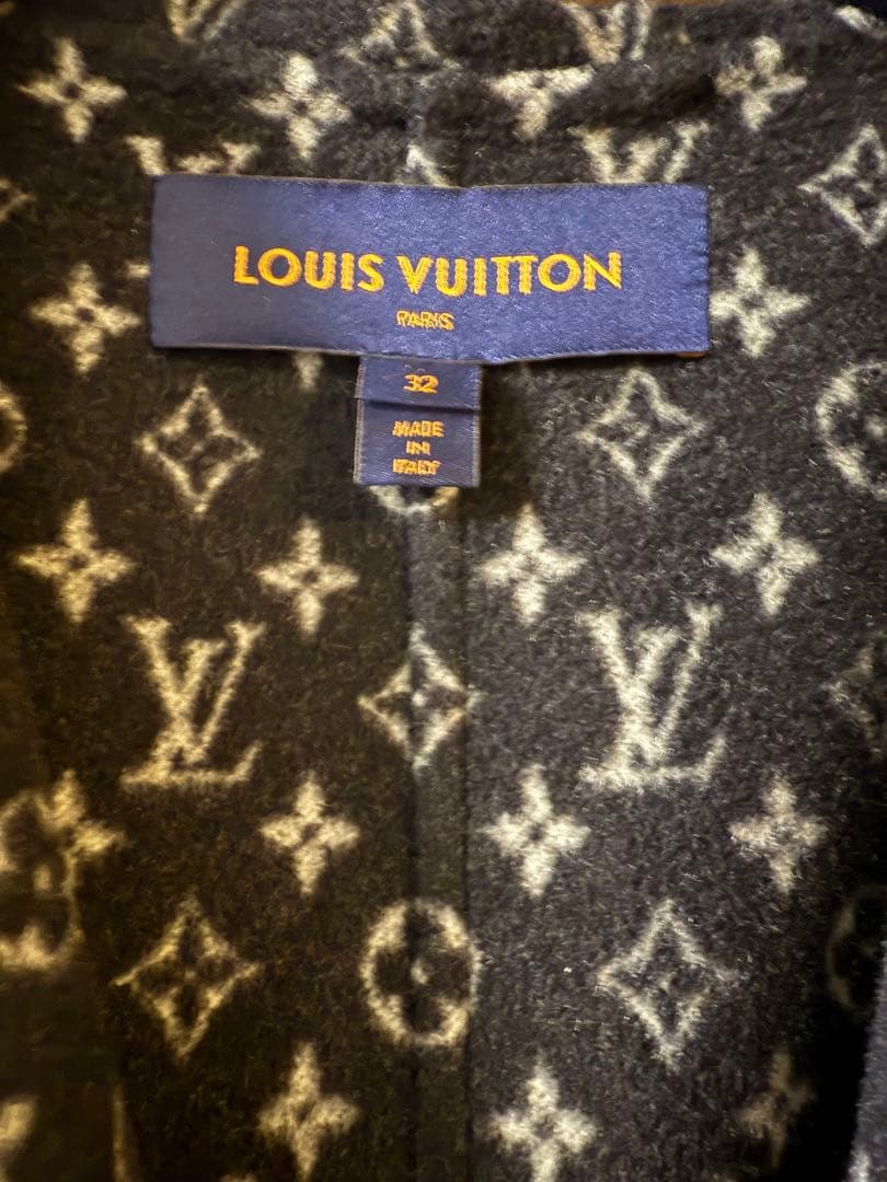 美品 希少サイズ フーデッドラップコート