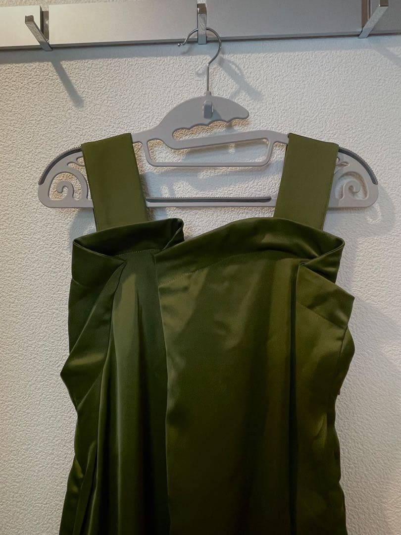 un3d カーキ　サロペット　ストラップ付きオーバーオール