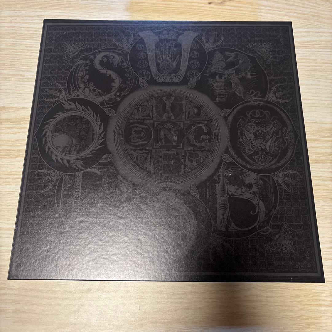 【完全生産限定版 】　DIR EN GREY UROBOROS