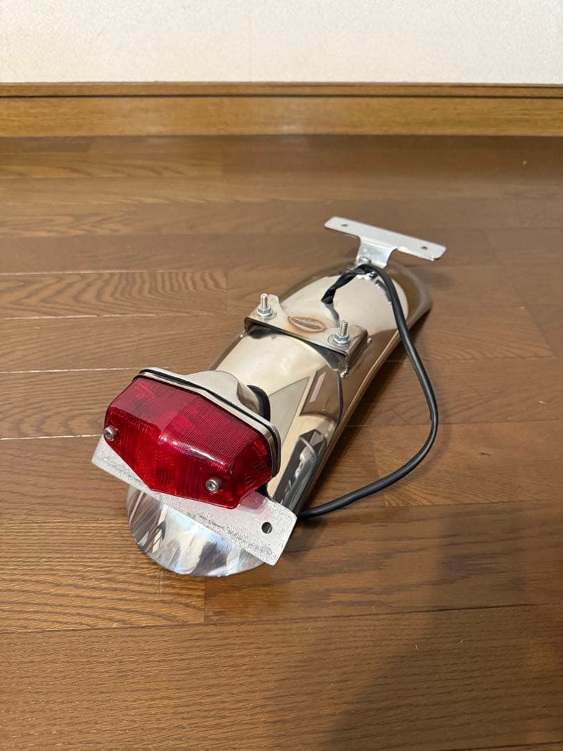 カワサキW650W400 デイトナ製ショートリアフェンダー