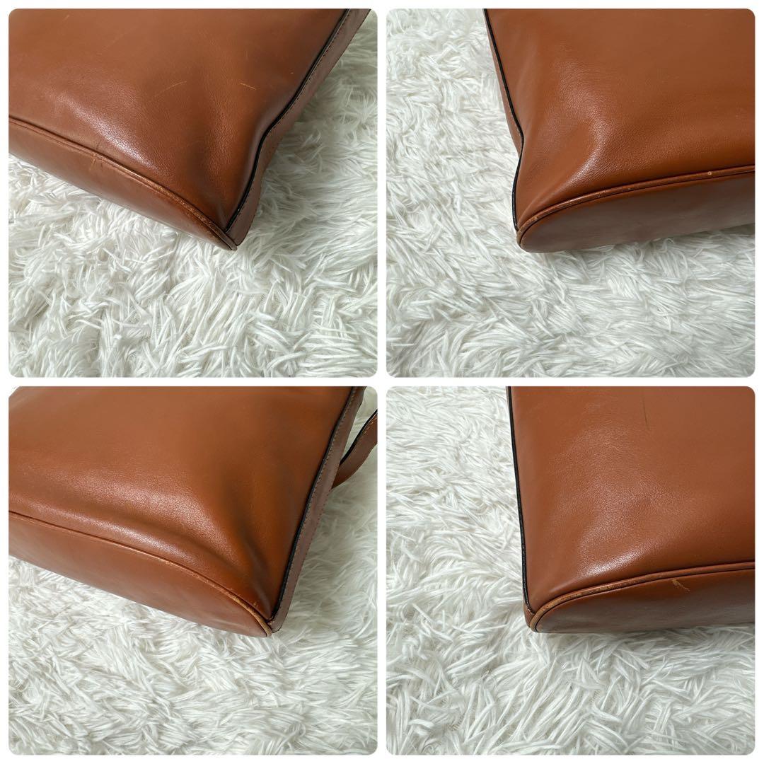 美品✨セリーヌ ショルダーバッグ ガンチーニ ポシェット 斜め掛け レザー