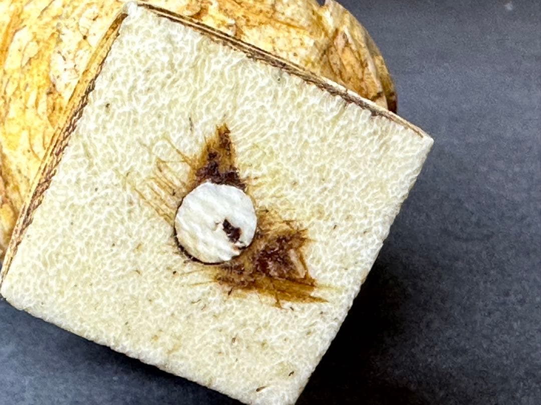 極上　置物　チベット　仏像　天然素材　アンティーク　和彫　置物　骨董　飾り物