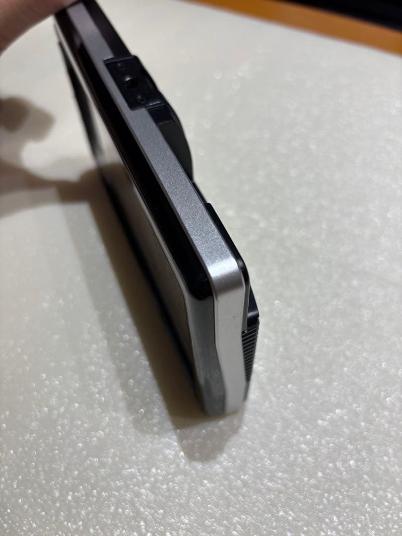 美品クラリオン製CJ-7800A　モニターのみ