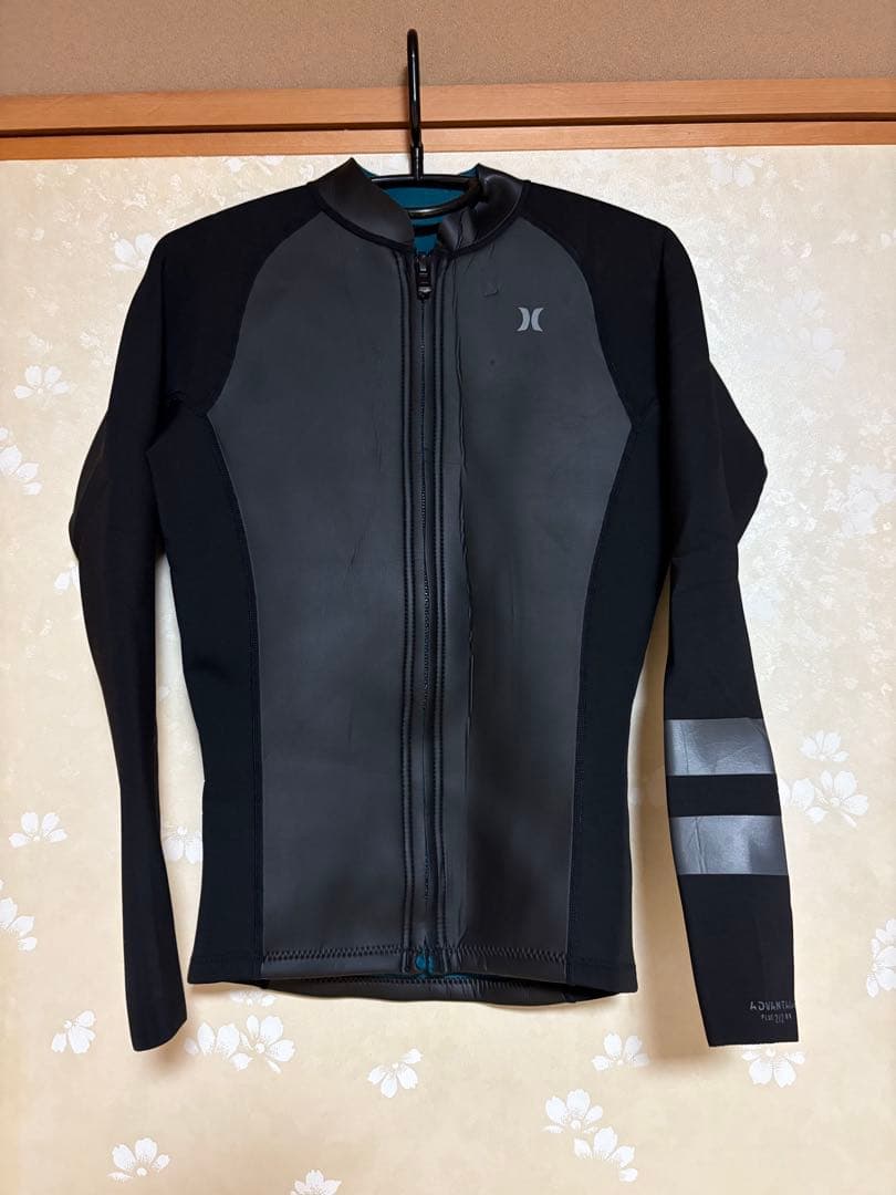 Hurley ブラック ジップアップ タッパー 2mm